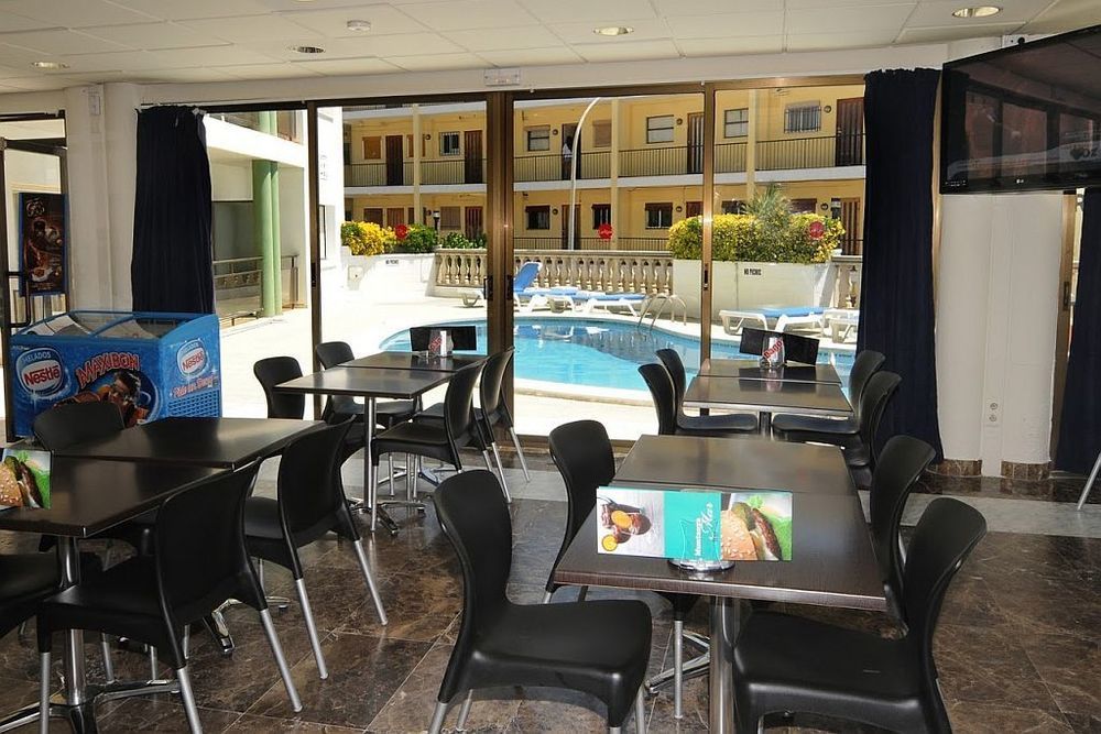 Ar Melrose Place Lloret de Mar Exteriör bild