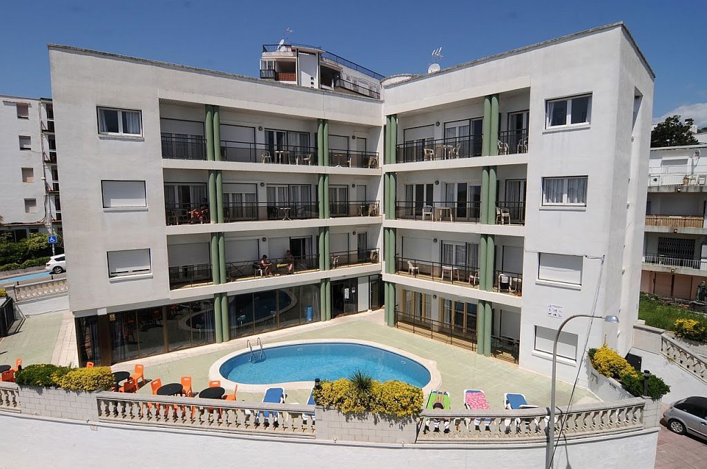 Ar Melrose Place Lloret de Mar Exteriör bild